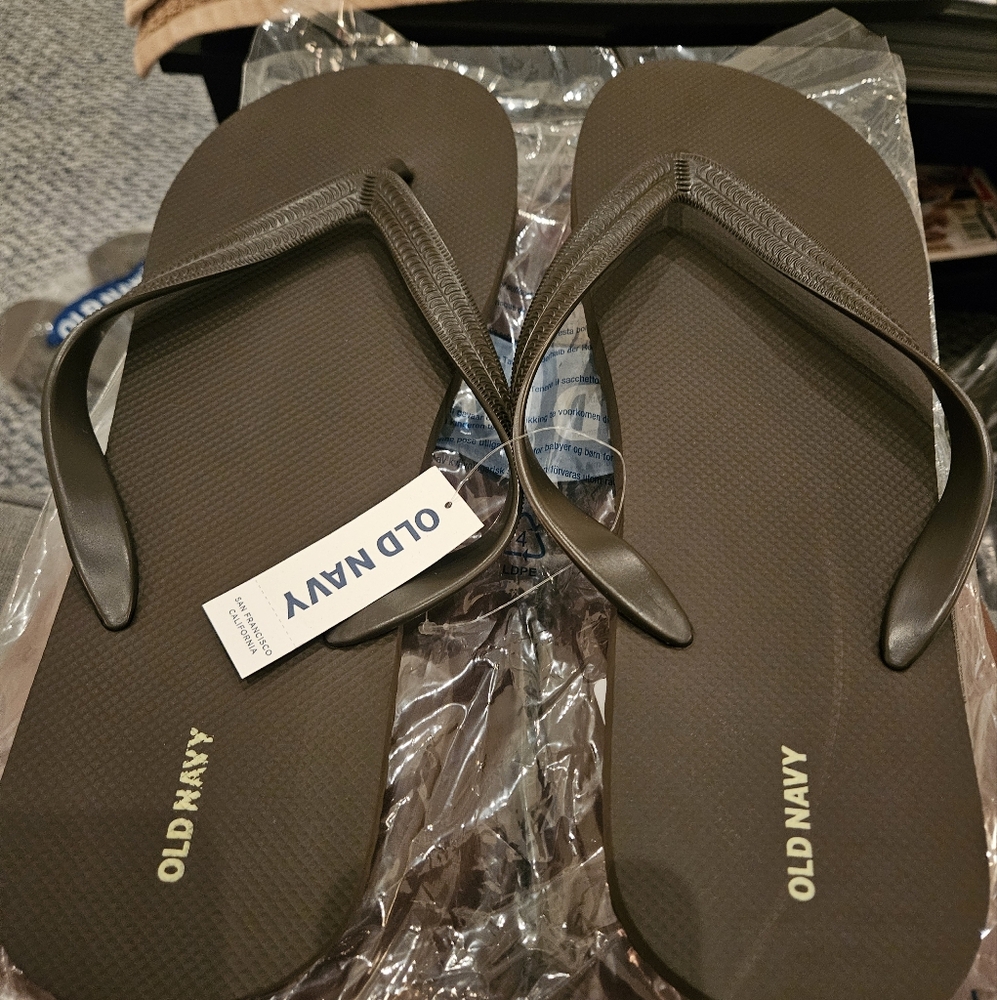 Men's Flip Flops Size 12 -13